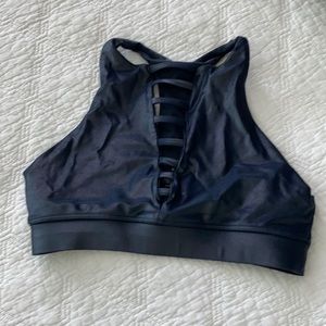 Carbon 38 bra size Small